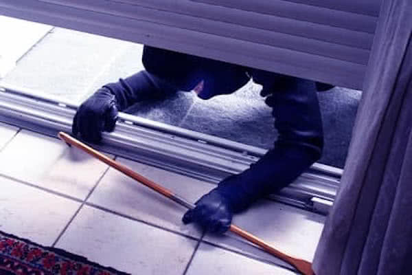 Sicherheitstechnik für Ihre Firma oder Eigenheim Einbruchsschadenbeseitigung Bondorf